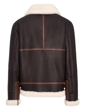 Kożuch męski z futrzanym kołnierzem i brązowymi detalami na rękawach