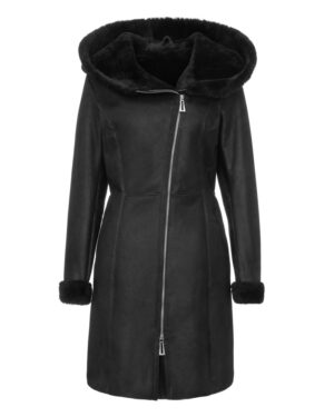 Czarny kożuch damski z kapturem i futrzanym wykończeniem, z zamkiem błyskawicznym na przodzie