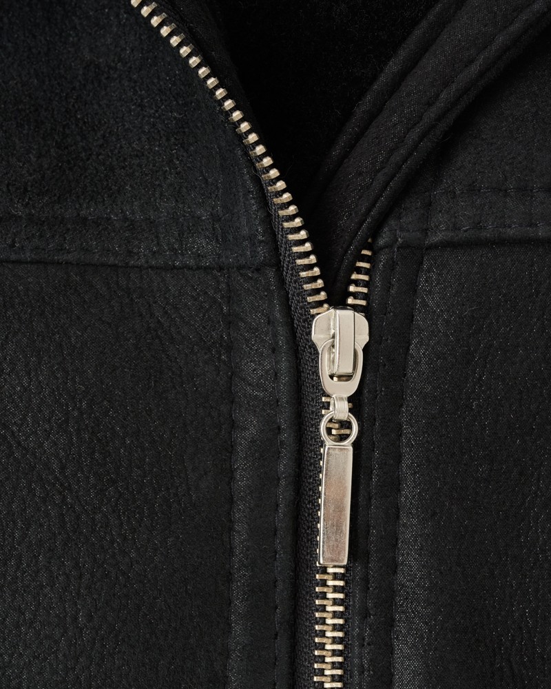 Kożuch damski z zamkiem błyskawicznym i miękkim kołnierzem