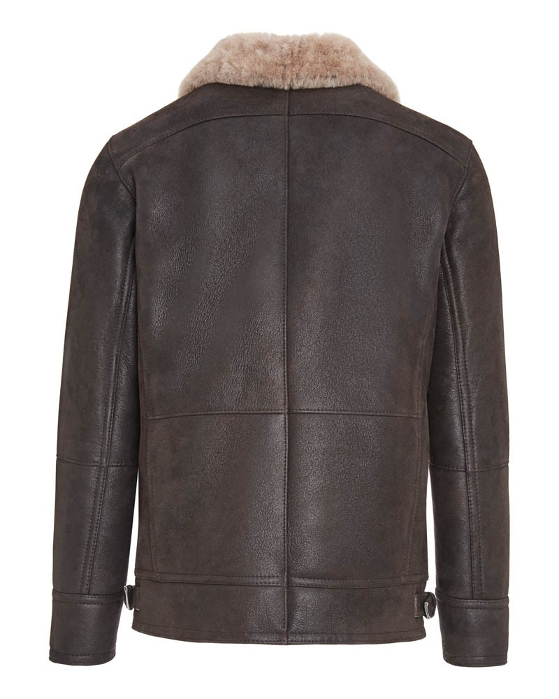 Kożuch męski w ciemnym kolorze z miękkim kołnierzem z futra i klasycznym krojem