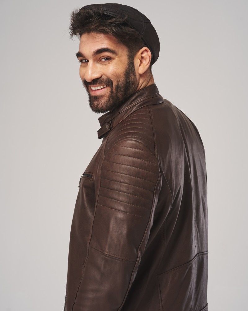 Kaszkiet skórzany brązowy z matowym wykończeniem i klasycznym krojem